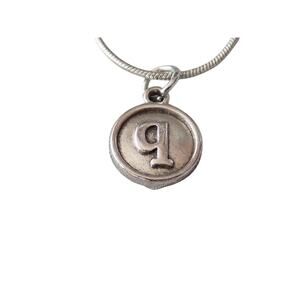 Initial Q pendant on 18" Silver Plated Snake Chain Necklace NWOT